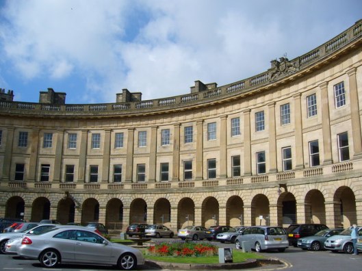 The_Crescent,_Buxton_-_geograph.org.uk_-_556851