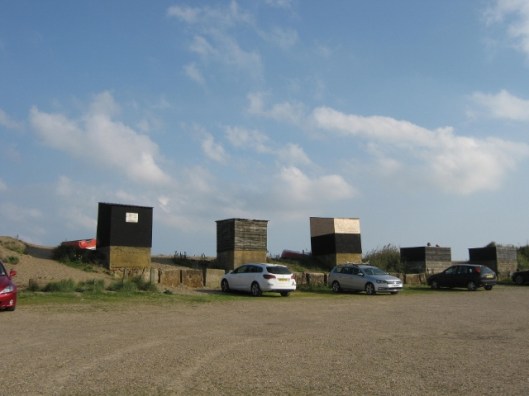 029Hoist sheds on Dunwich Beach (640x480)