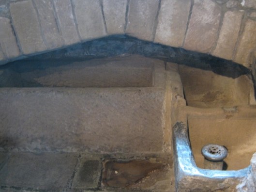 064Stone trough (640x480)