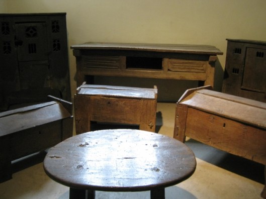 068Dole cupboards (640x480)