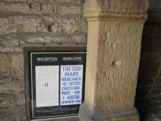 125Roman altar (640x480)