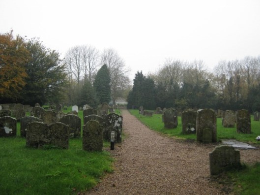 002Churchyard in November (640x480)