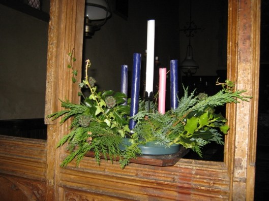 001Rumburgh's Advent Crown (640x480)