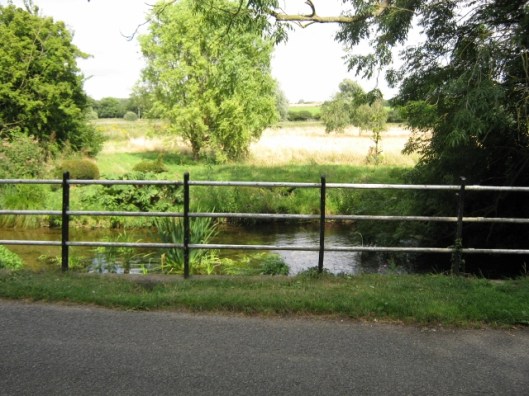 013The river (640x480)