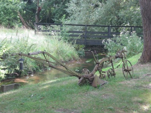 014The river (640x480)