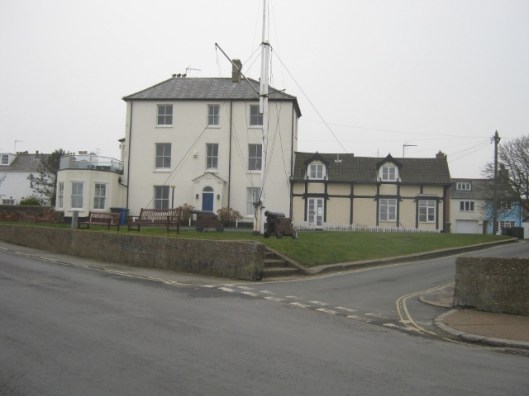 IMG_4040Cannons on the green (640x480)