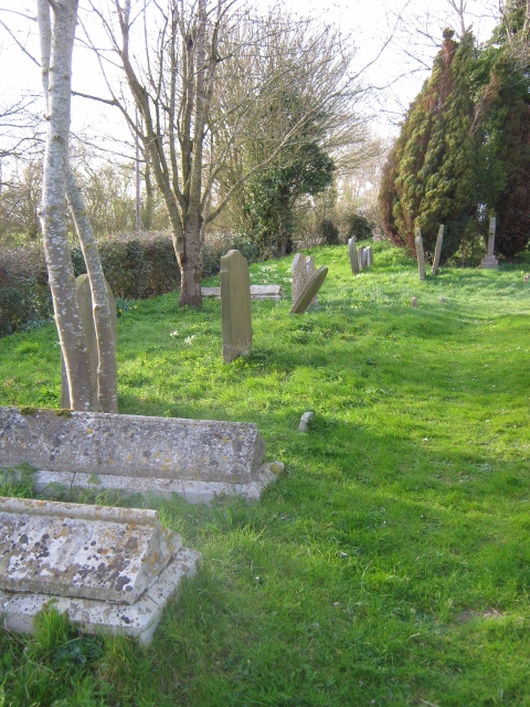 IMG_4372Churchyard (480x640)