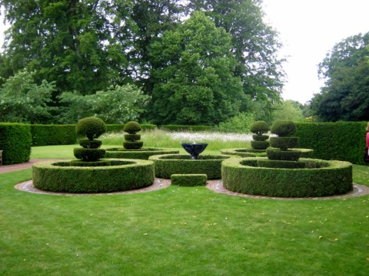 IMG_4832Quincunx Wyken Hall (640x480)