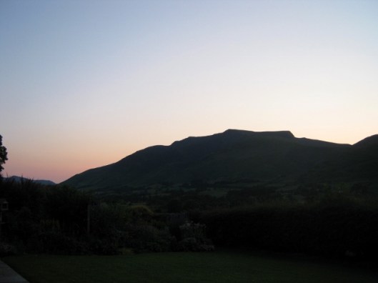 IMG_5137SSunset behind Blencathra (640x480)