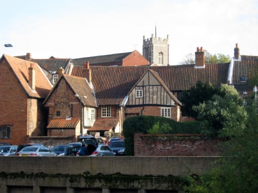 040View across the river