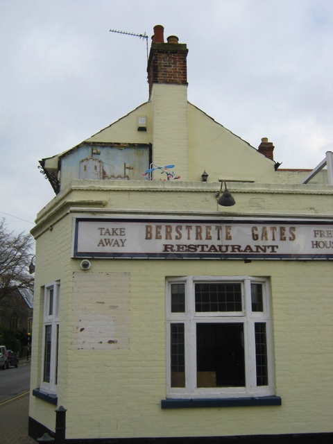 IMG_4508Berstrete Gates pub
