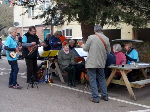 DSCN0271Ukelele band