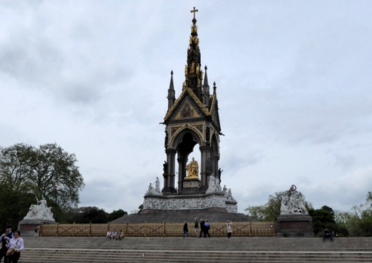 p1000261albert-memorial