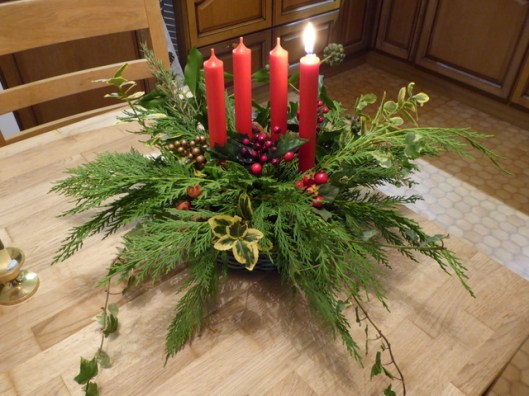 p1010512advent-crown